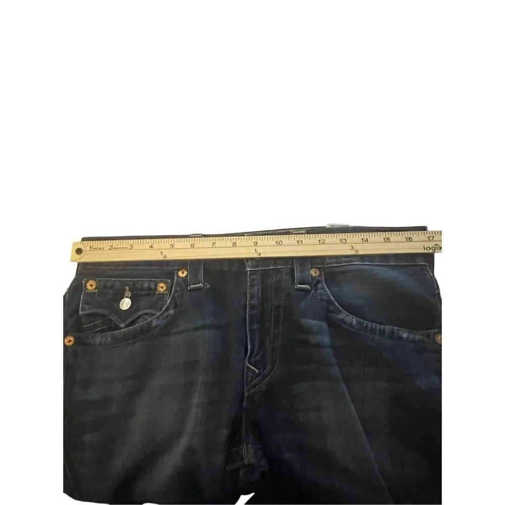 True Religion World Tour Distressed Denim Cut off Shorts Size 31